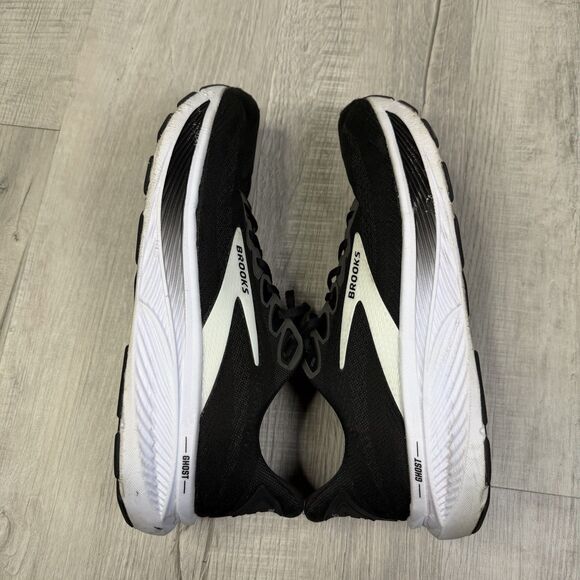 Brooks Mens Ghost 17 1104422E090 Black Running Sneakers Size 12.5 2E Wide E